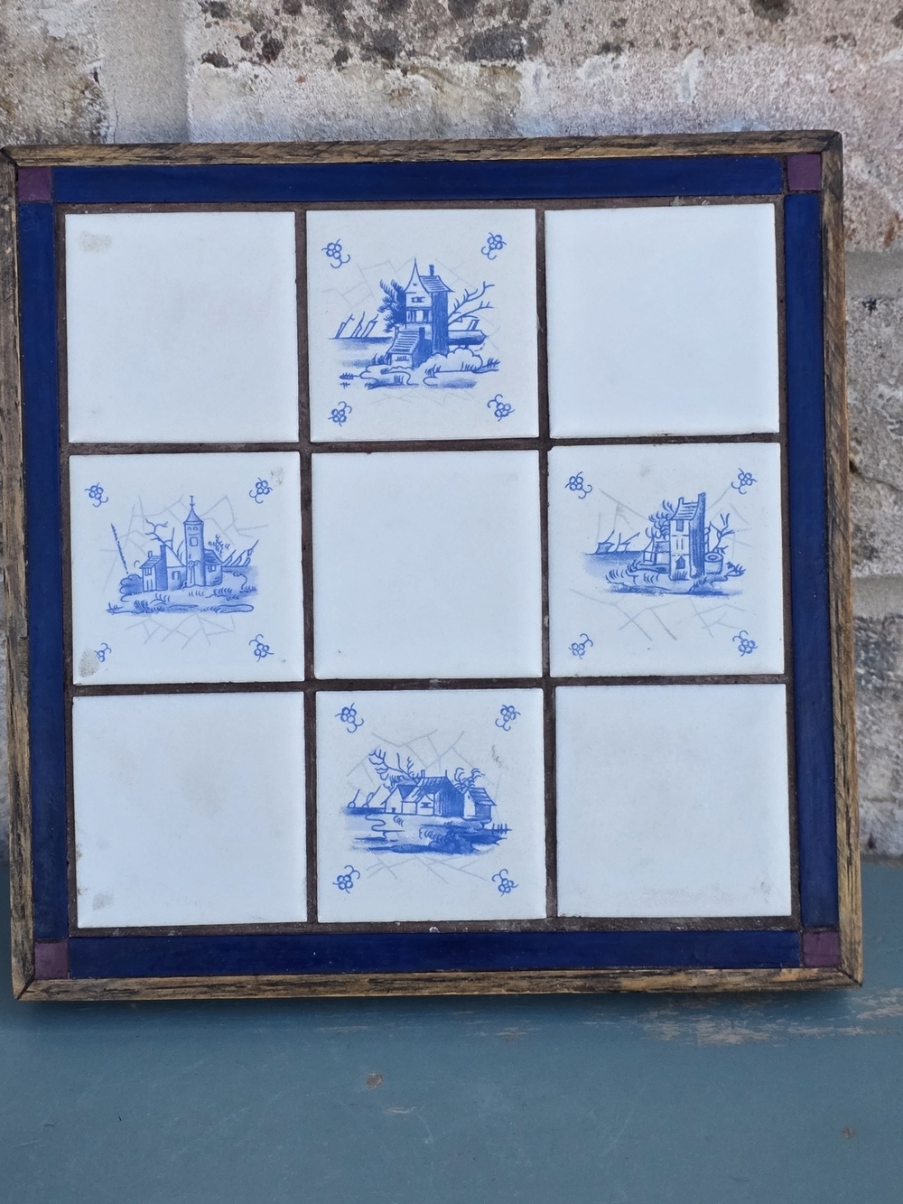 Vintage Delft Style Blue White Tile Trivet Footed Wood Cottage Decor